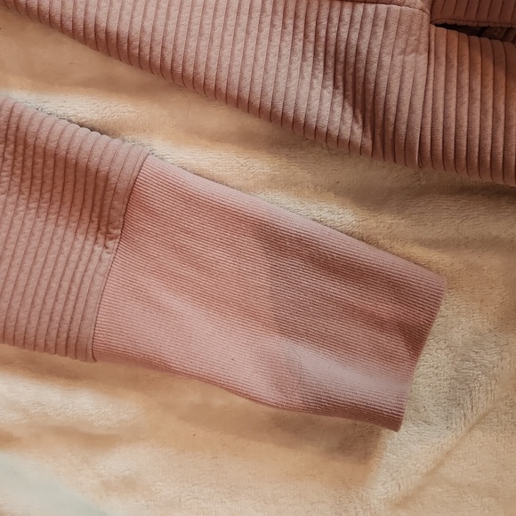 Mondetta drop shoulder cowl neck dusty rose sweatshirt - Picture 4 of 8